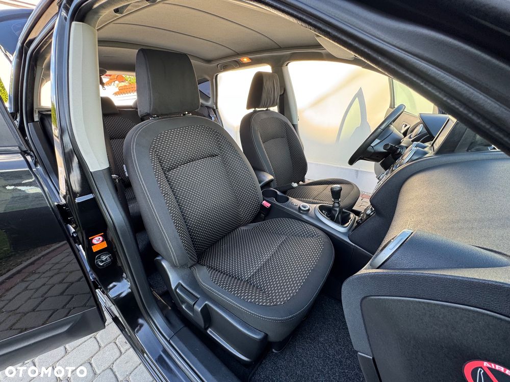 Nissan Qashqai - 22