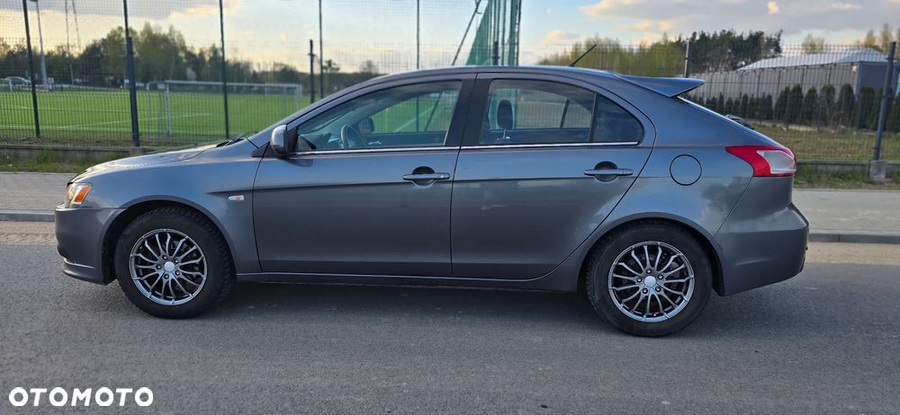 Mitsubishi Lancer 1.8 Inform LPG - 9