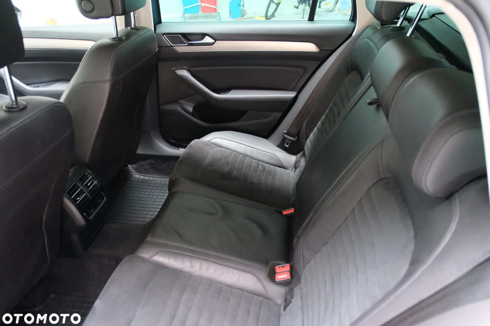 Volkswagen Passat 2.0 TDI BMT Highline DSG - 18