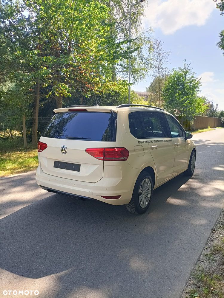 Volkswagen Touran - 2