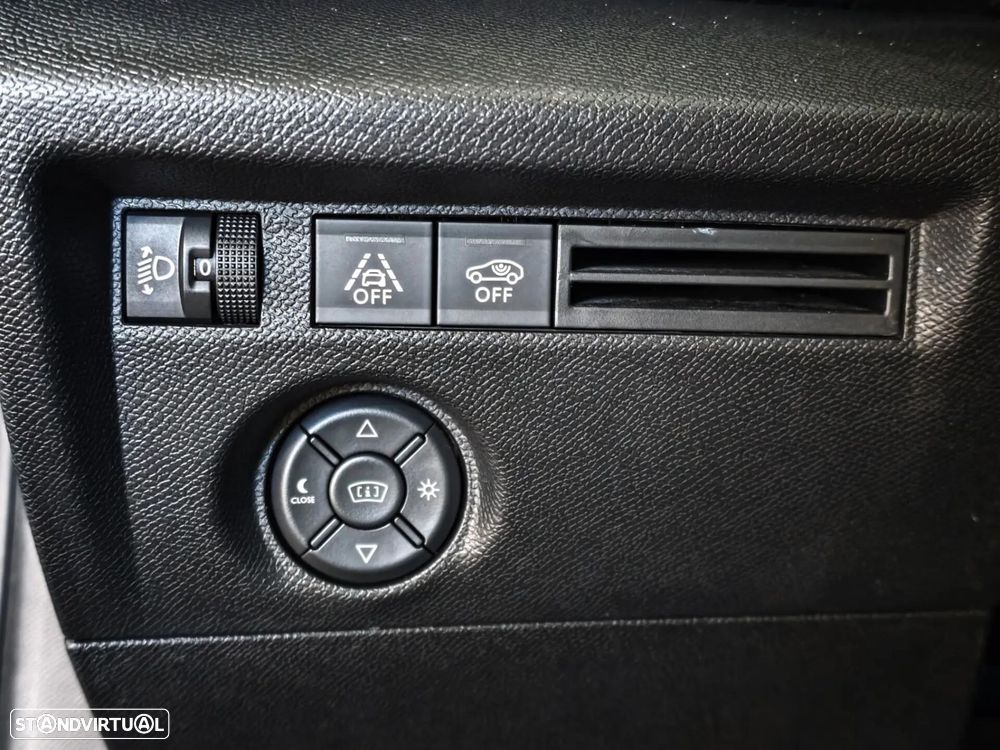 Citroën C4 PureTech 130 Stop&Start EAT8 FEEL PACK - 21
