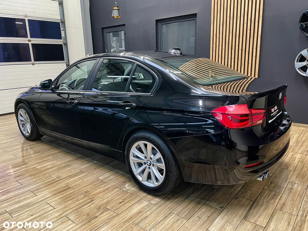 BMW Seria 3 320d - 11