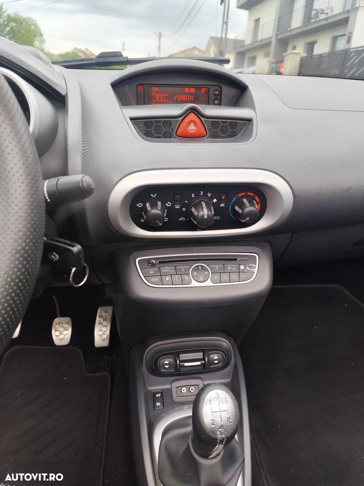 Renault Wind - 13