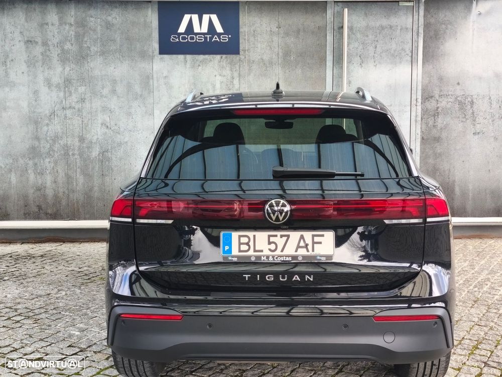 VW Tiguan 2.0 TDI Life DSG - 7