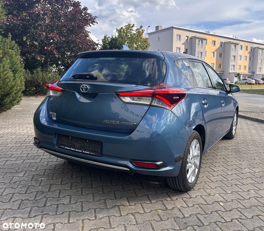 Toyota Auris - 4