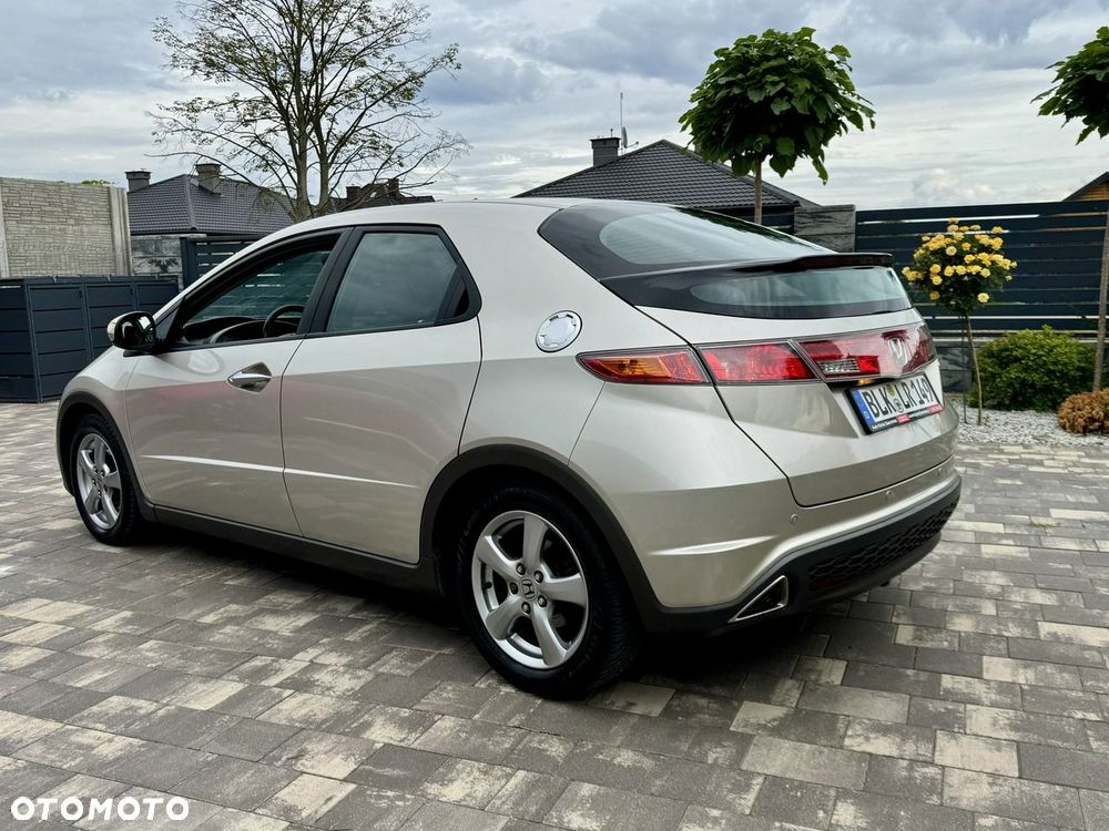 Honda Civic - 4