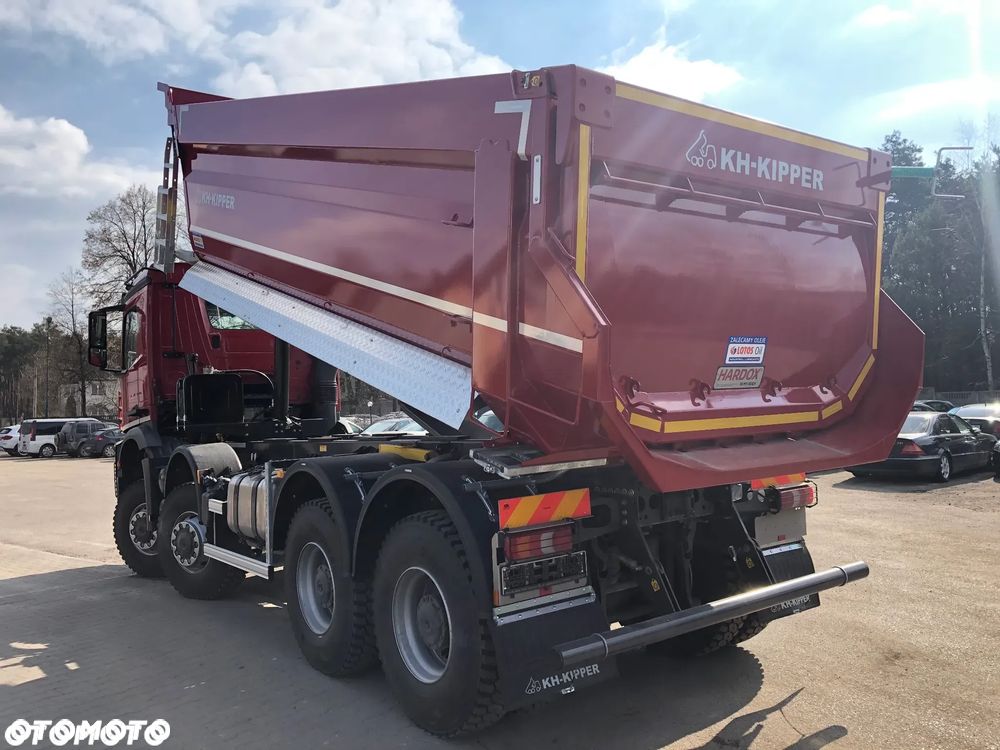 Mercedes-Benz Arocs - 2