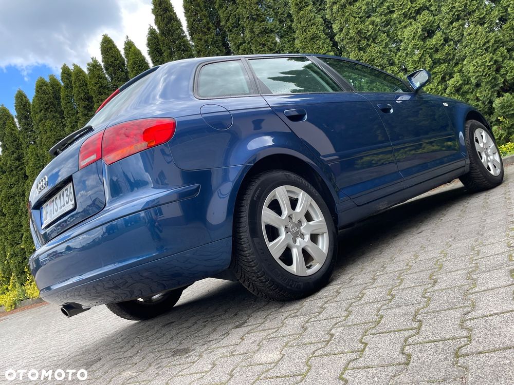 Audi A3 ver-1-6-fsi-ambiente - 16