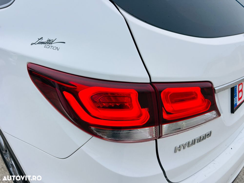 Hyundai Grand Santa Fe 2.2 CRDi ISG 4WD Aut. Exclusive - 29