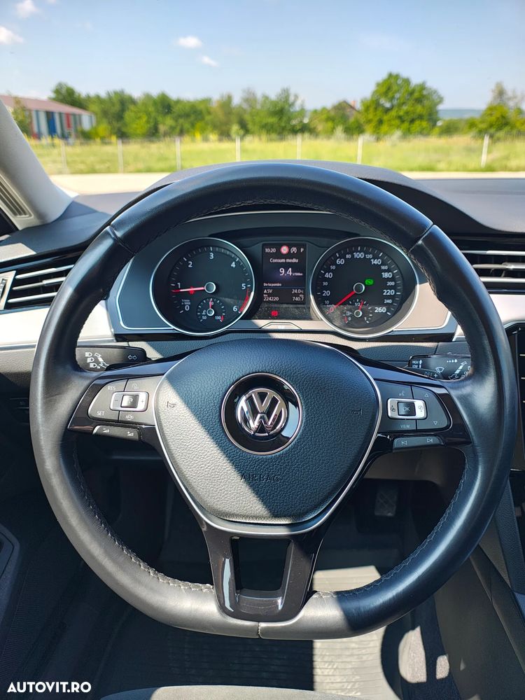 Volkswagen Passat 2.0 TDI DSG Highline - 22