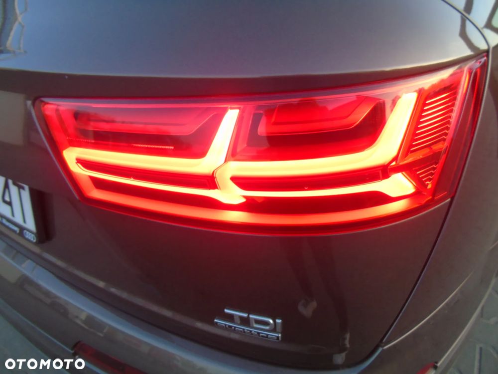 Audi Q7 3.0 TDI Quattro Tiptronic - 12