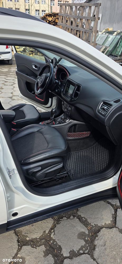 Jeep Compass 2.0 MJD Trailhawk 4WD S&S - 12