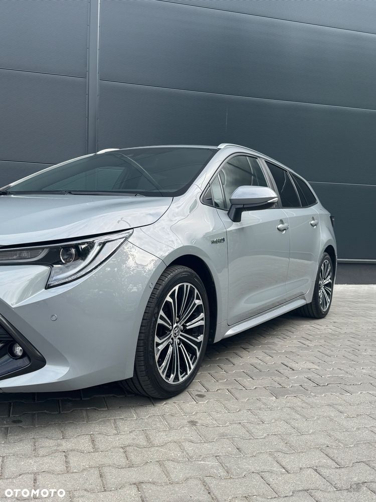 Toyota Corolla 2.0 Hybrid Executive - 10