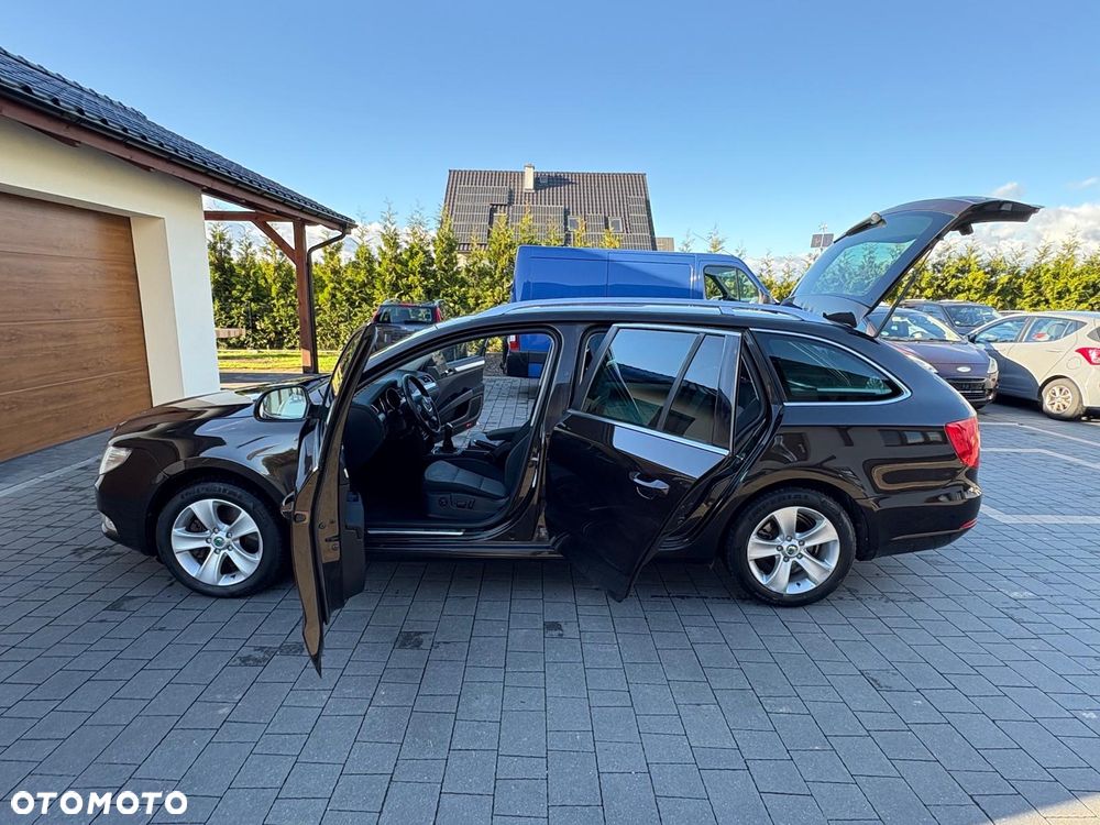 Skoda Superb 2.0 TDI Business - 12