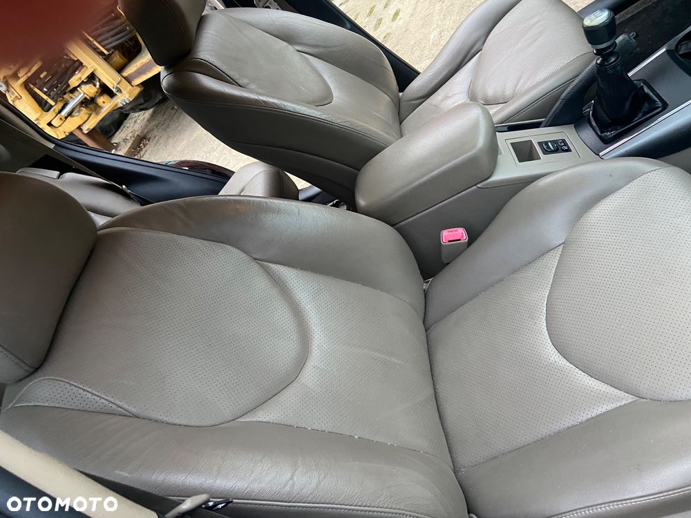 Toyota RAV4 2.2 D-4D X - 14