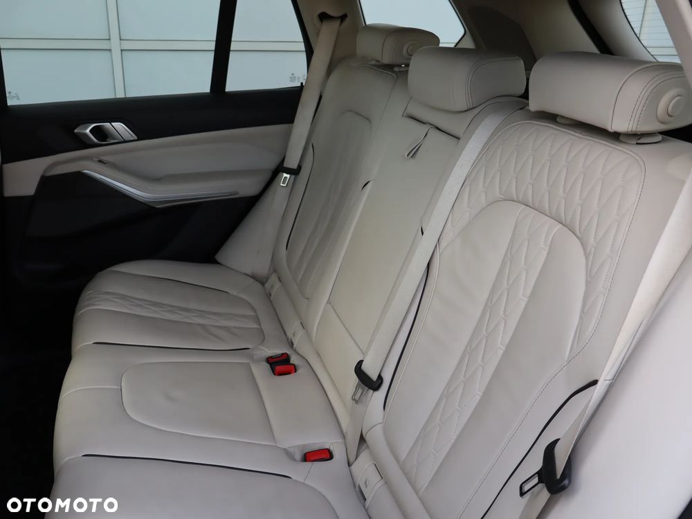 BMW X5 xDrive30d - 10