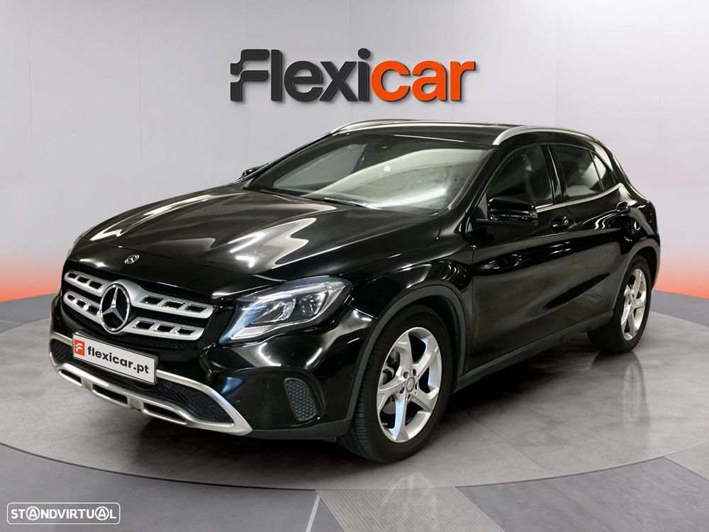 Mercedes-Benz GLA 180 - 1