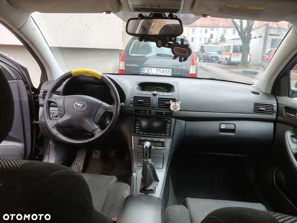 Toyota Avensis 1.8 VVT-i Combi - 4