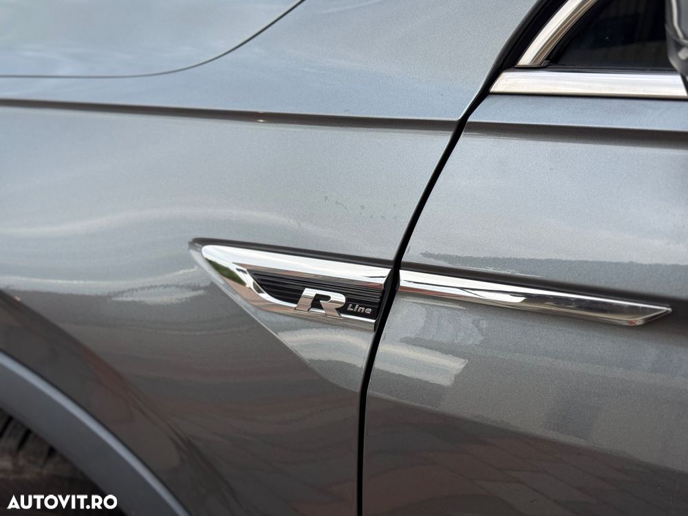 Volkswagen Tiguan 2.0 TDI SCR 4MOTION DSG Highline - 29