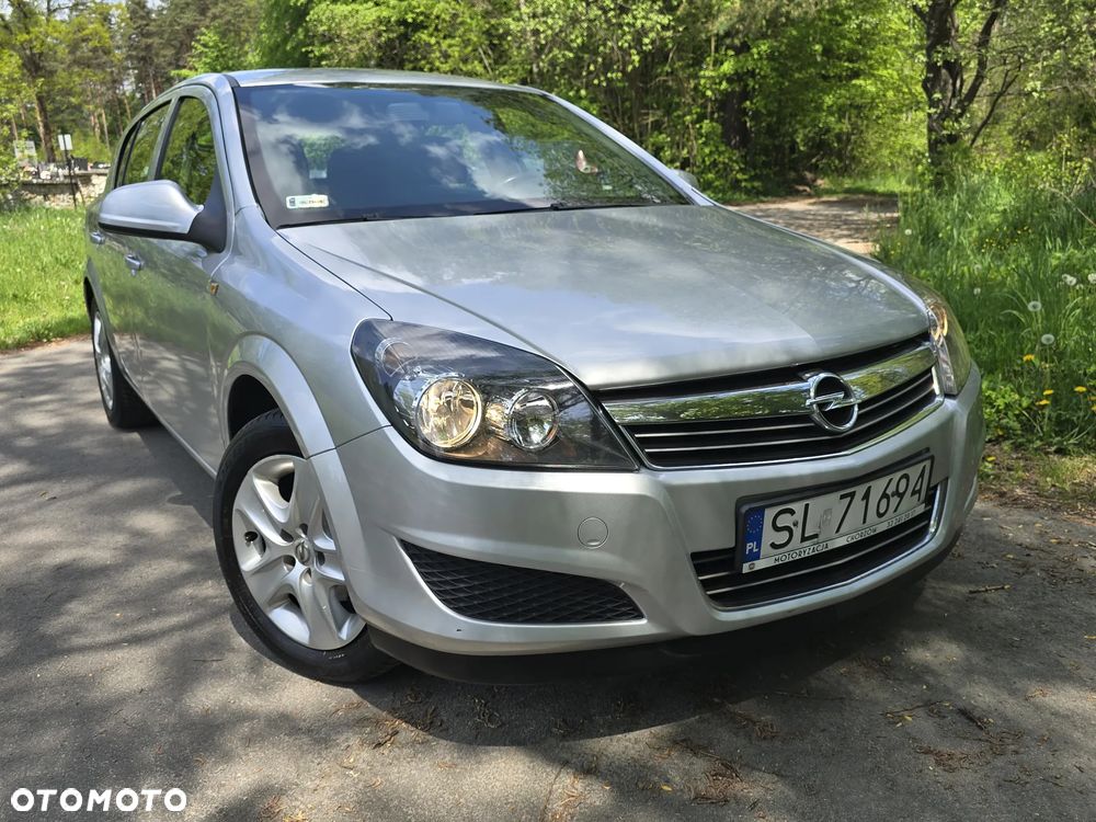 Opel Astra 1.6 Enjoy - 19
