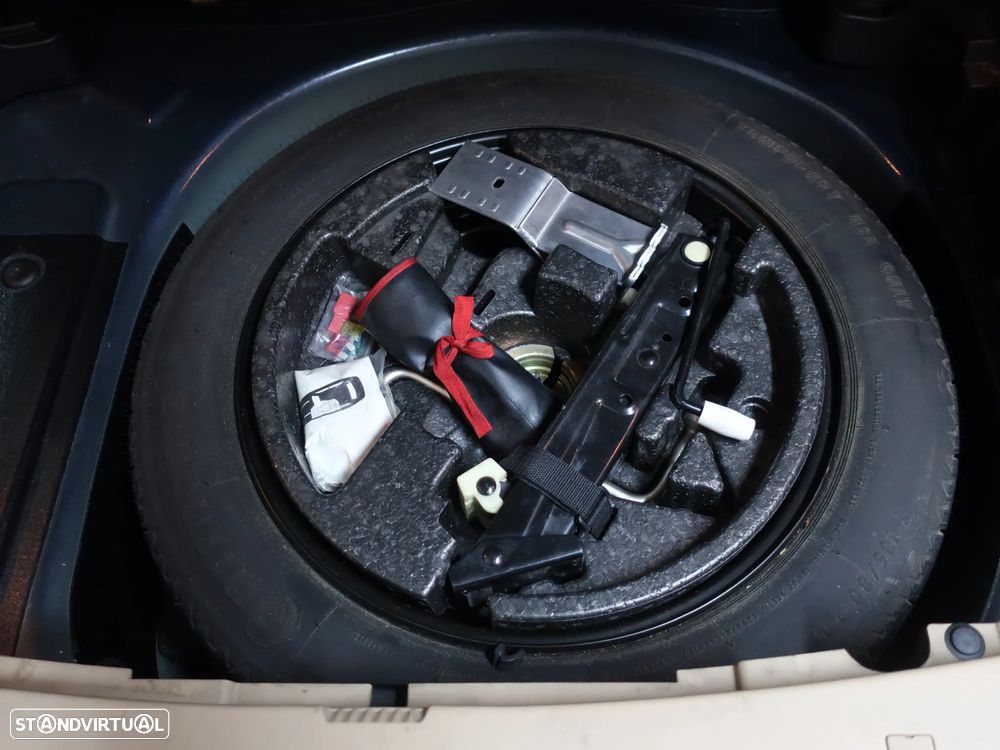 BMW 525 dA Touring - 13