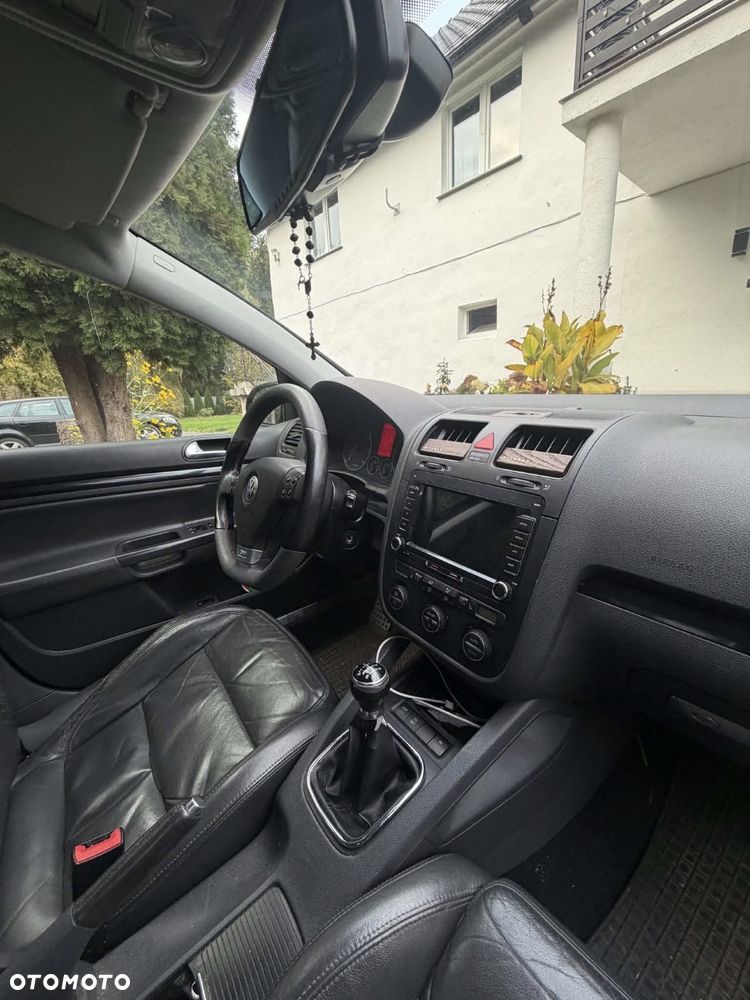Volkswagen Golf - 9