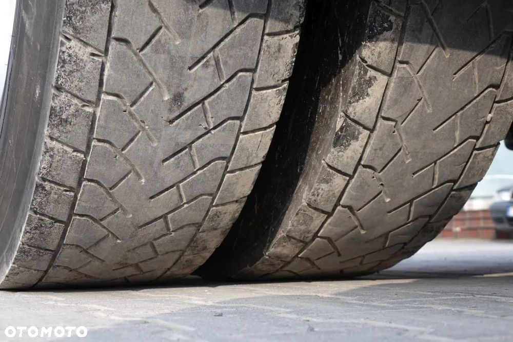 Renault GAMA T440 COMFORT CAB EURO 6 13 LITRÓW . STANDARD / AUTOMAT . LODÓWKA / 2 ZBIORNIKI / - 17