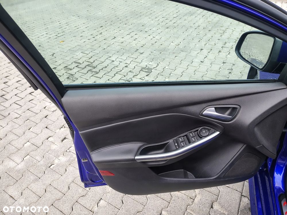 Ford Focus 2.0 EcoBoost ST mit Leder-Sport-Paket - 12