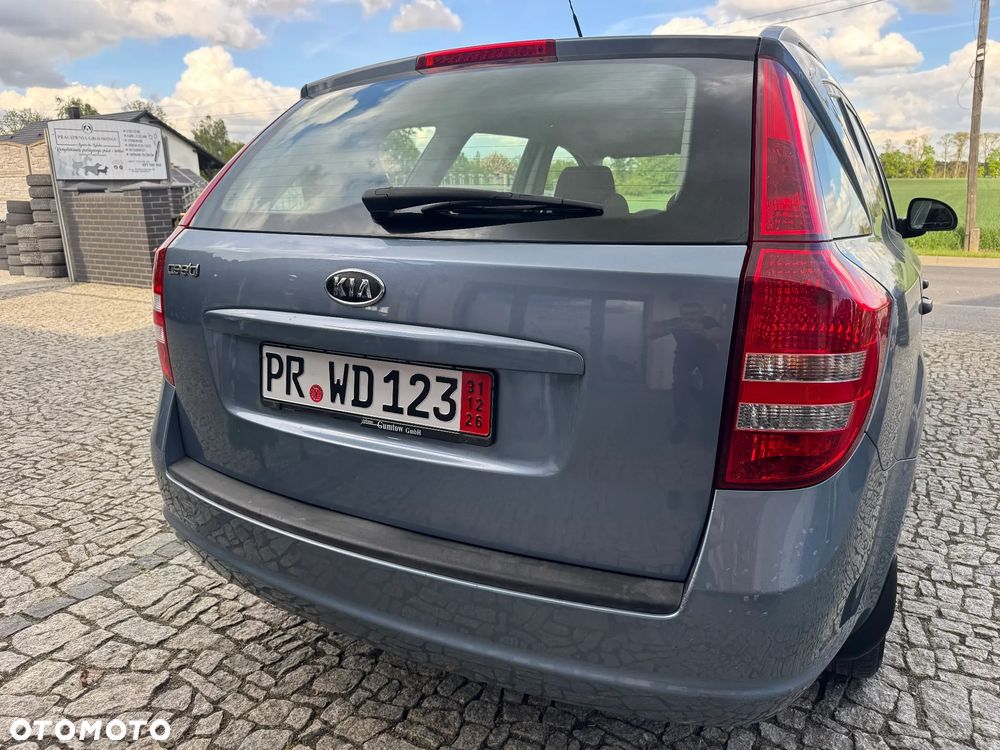 Kia Ceed 1.4 Comfort - 14