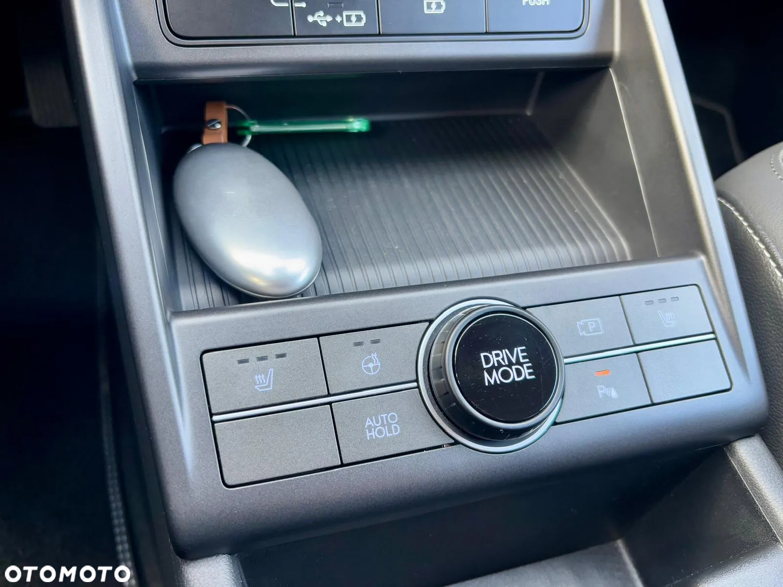 Hyundai Kona Electric 65kWh Executive - 12