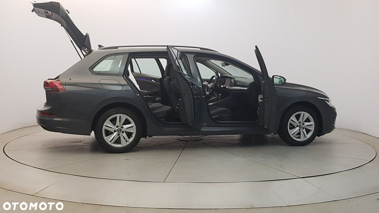 Volkswagen Golf - 12