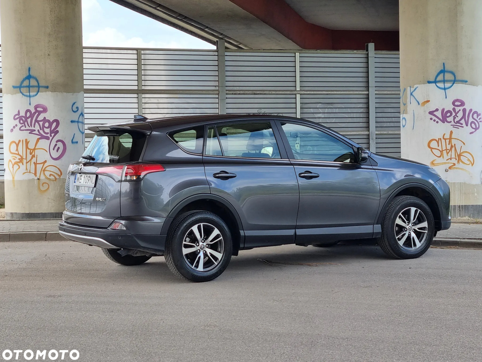 Toyota RAV4 2.0 D-4D Premium 4x2 - 12