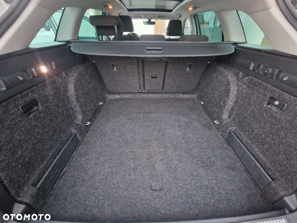 Skoda Superb 1.5 TSI ACT DSG Ambition - 17