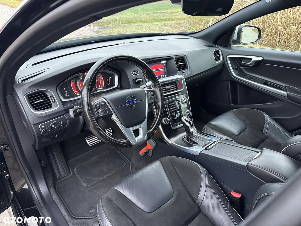 Volvo V60 D3 Geartronic RDesign - 9