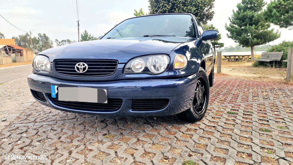 Toyota Corolla - 1