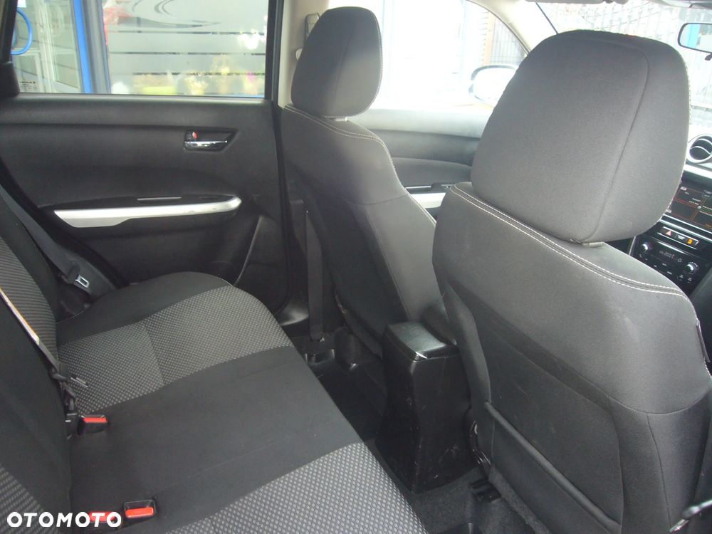 Suzuki Vitara 1.6 Premium 4WD - 16