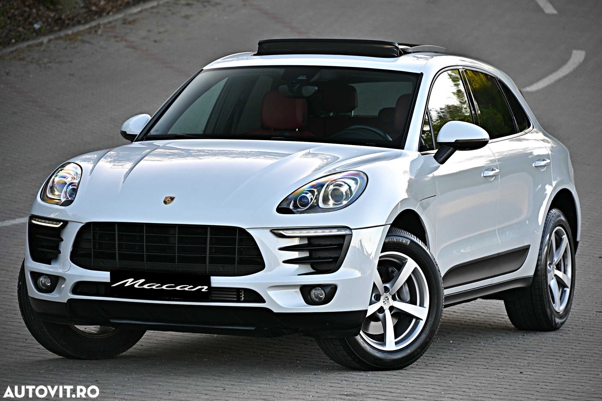 Porsche Macan - 16
