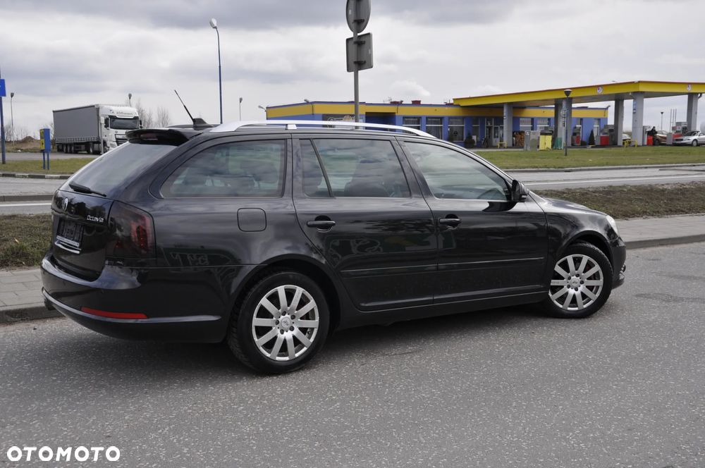Skoda Octavia 2.0 TDI RS - 9