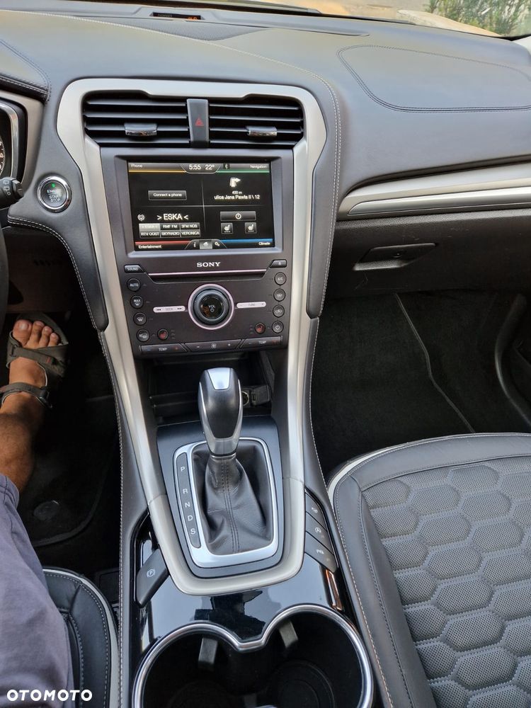 Ford Mondeo - 27