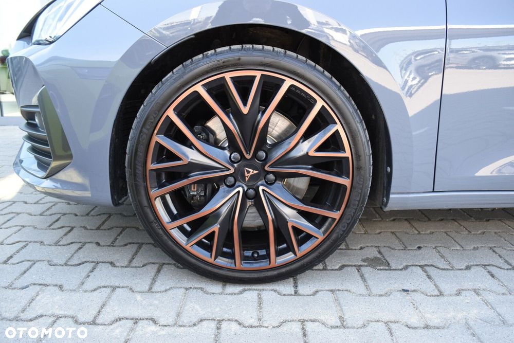 Cupra Leon 2.0 TSI DSG - 40