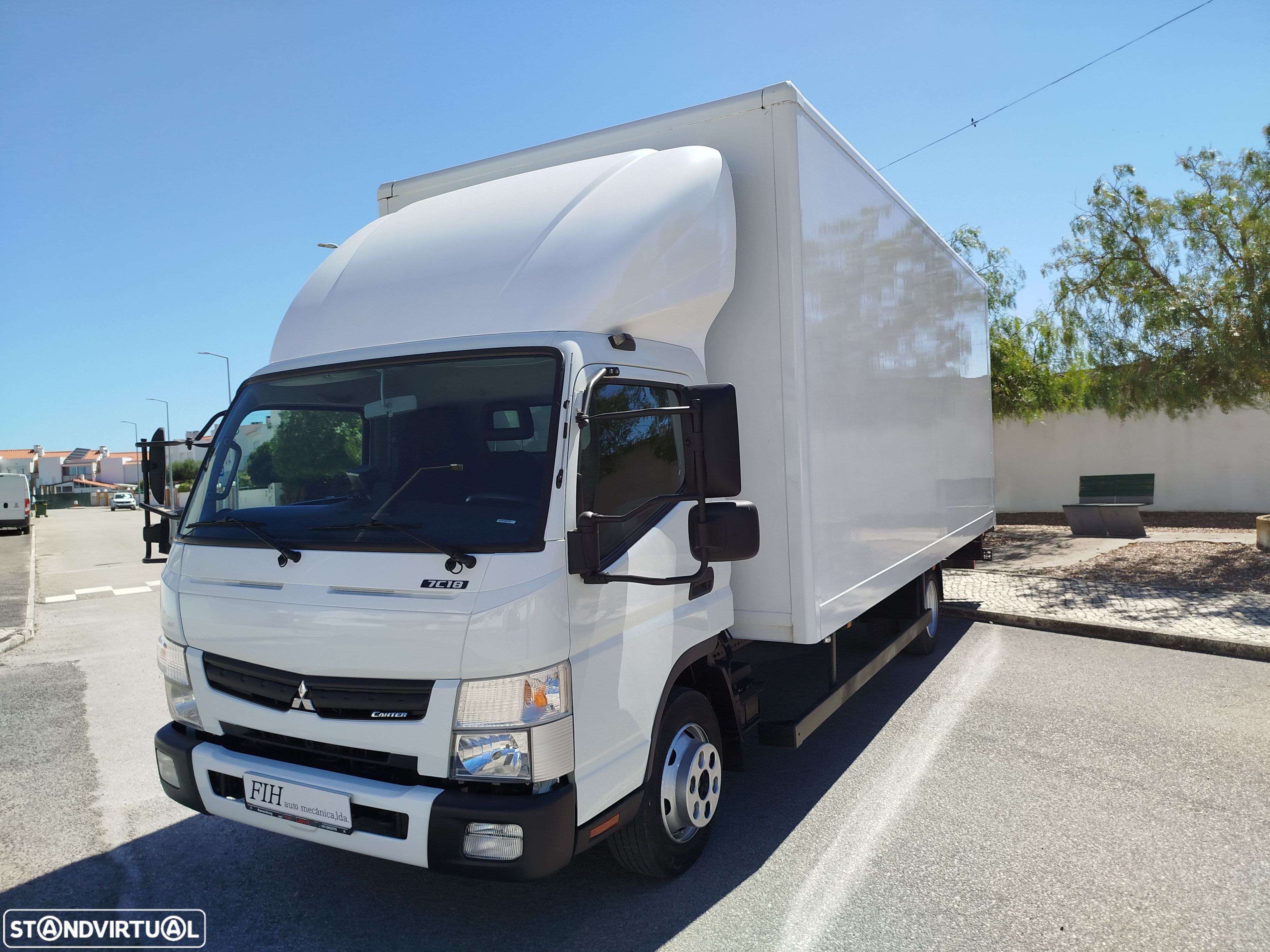 Mitsubishi Canter Fuso 7C15 - 1