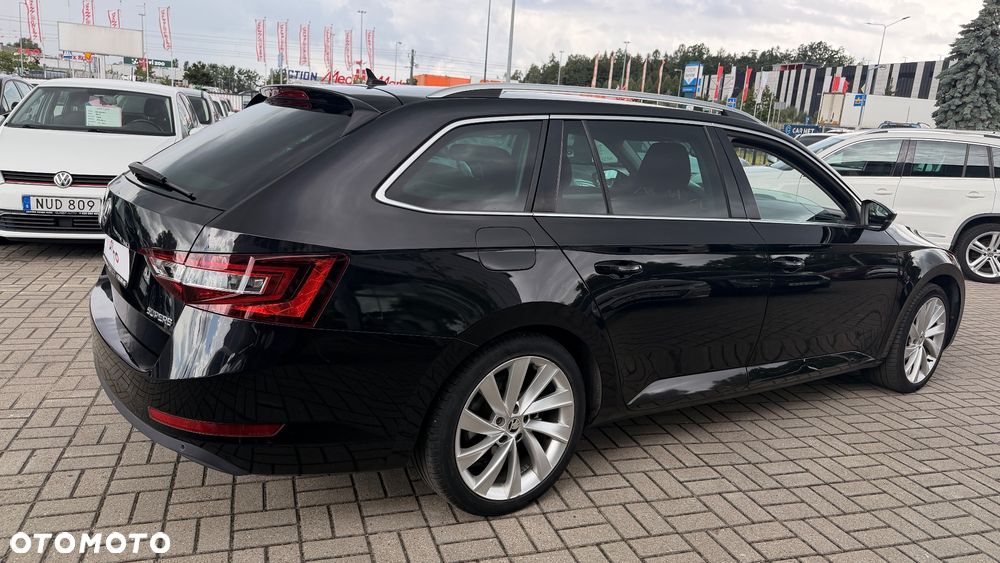 Skoda Superb 2.0 TDI Active DSG - 18