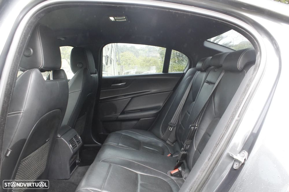Jaguar XE 2.0 D R-Sport Aut. - 27