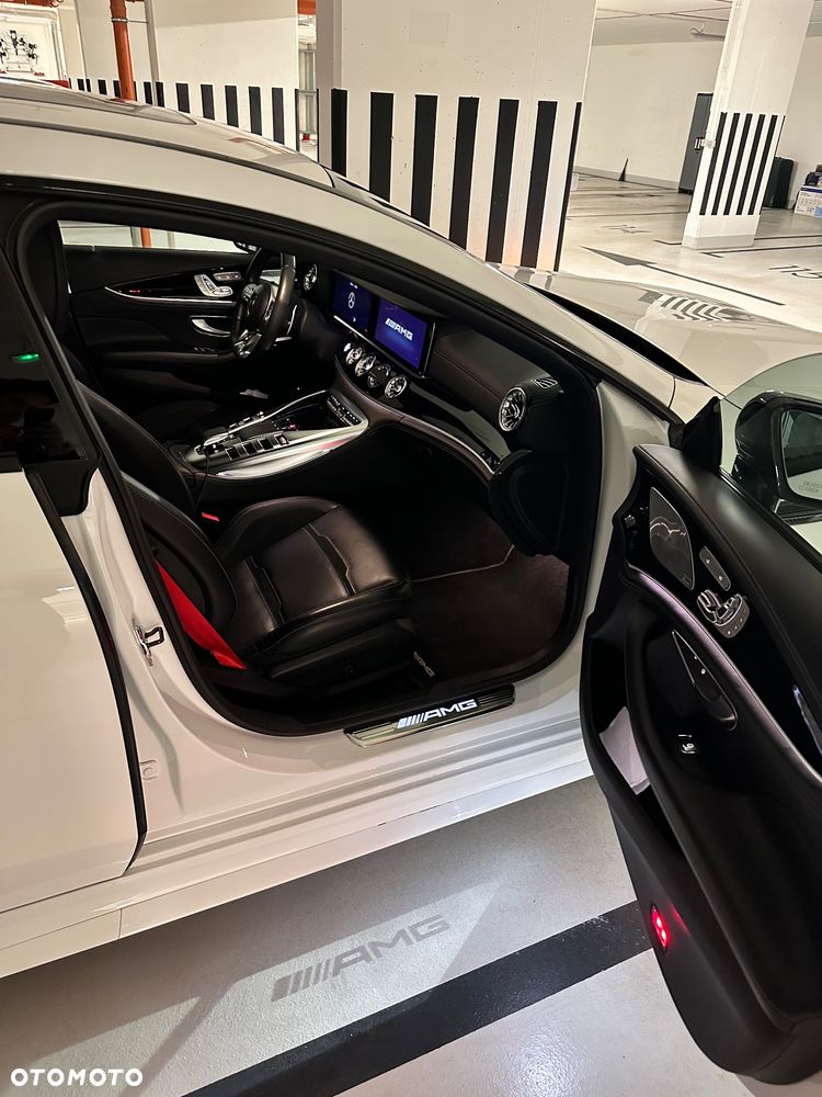 Mercedes-Benz AMG GT 53 4Matic+ Speedshift TCT 9G - 11