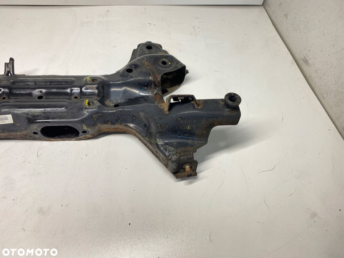 BELKA WÓZEK SANKI TRAWERS HYUNDAI IX20 62400-1P500 09-15 - 4