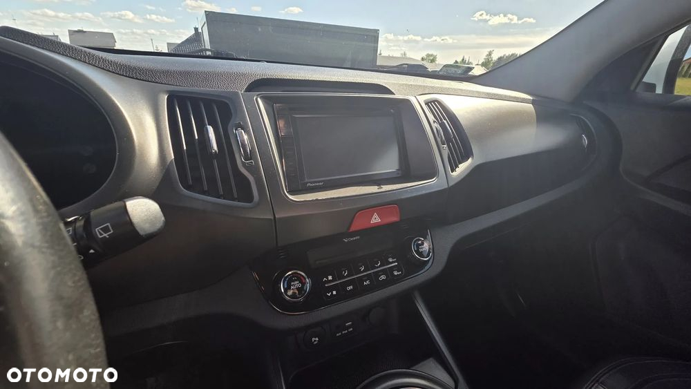 Kia Sportage 2.0 CRDI L - 11