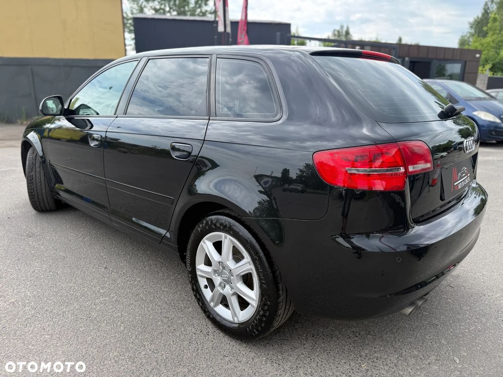Audi A3 Sportback - 6