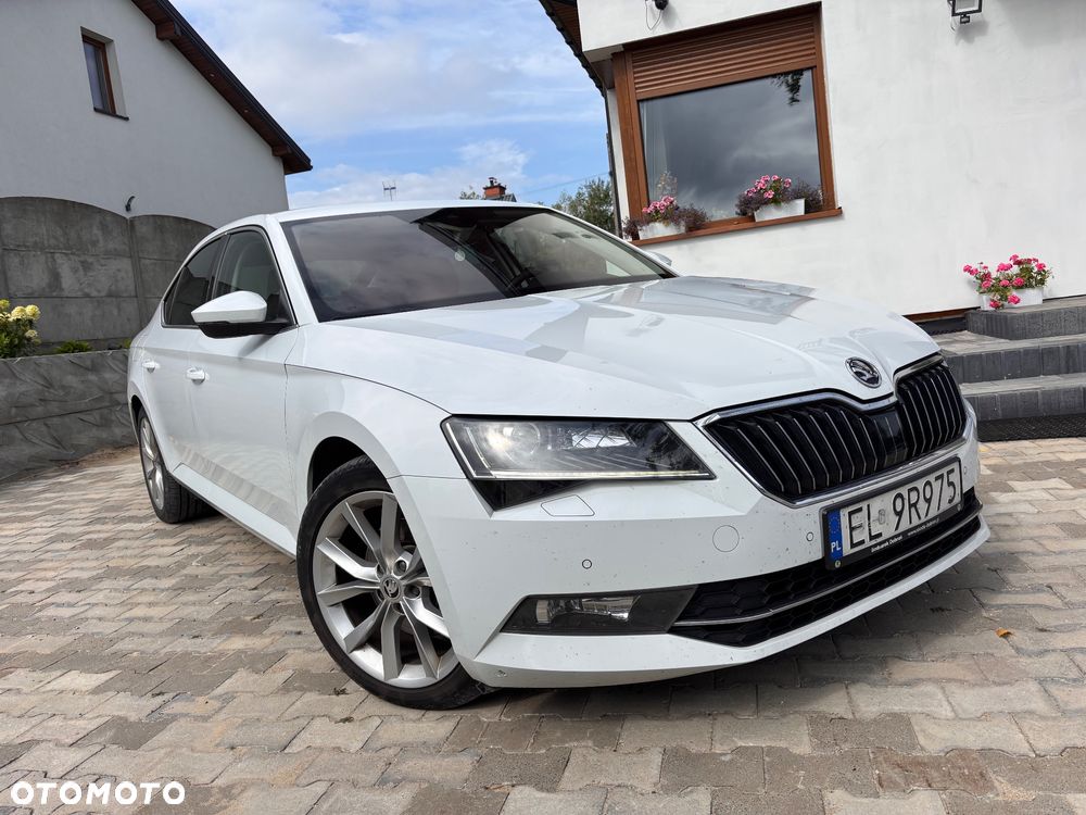 Skoda Superb 2.0 TDI SCR Style DSG - 10
