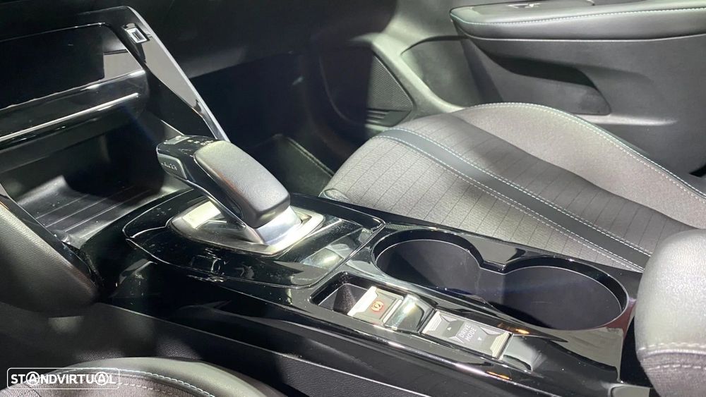Peugeot e-208 50 kWh Style - 9