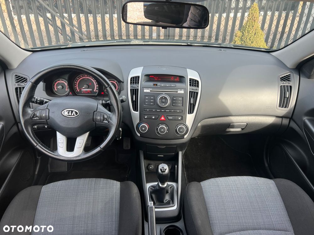 Kia Ceed 1.4 CVVT LX Basis - 10